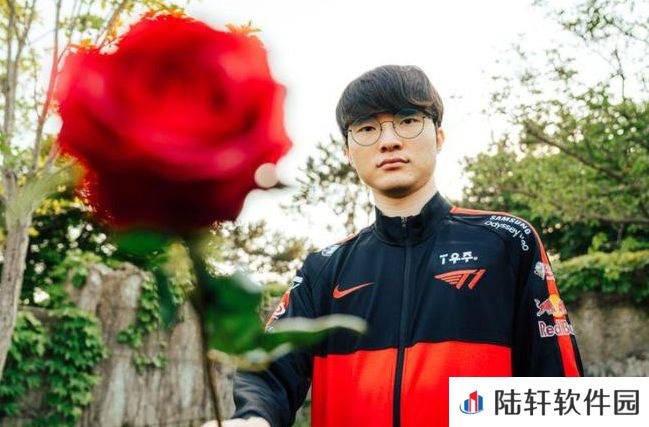 LoL Park现场庆祝Faker选手LCK 1000场活动????可领取玫瑰花参与见面会